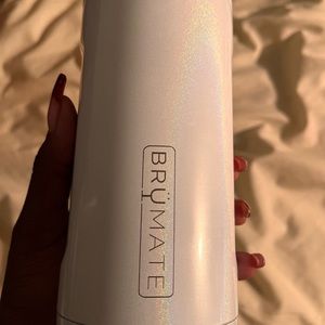 Brumate branded seltzer holder 
Game day tailgating pool beach boating 
Shimmer